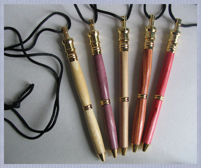 Stylo-collier détachable faits à la main